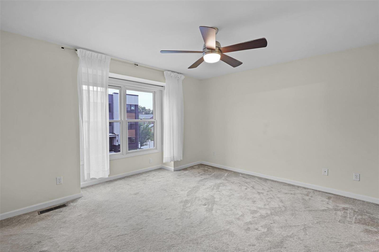 Riva Condos - Residential