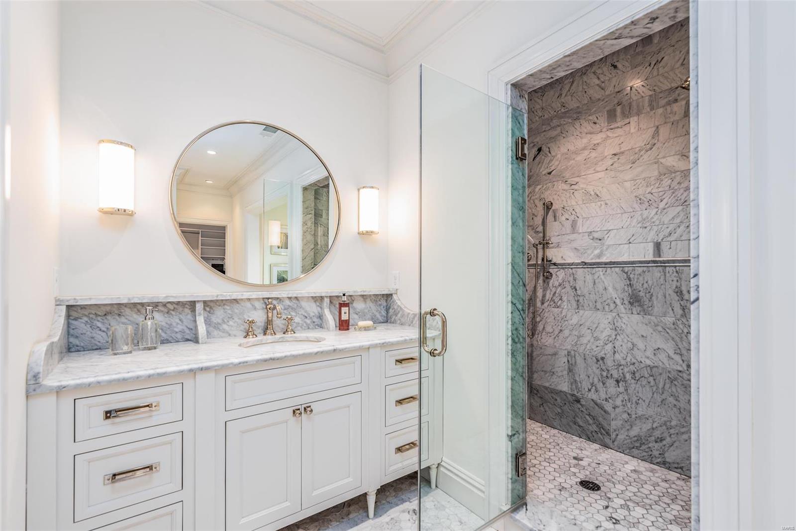 N Bemiston - Residential