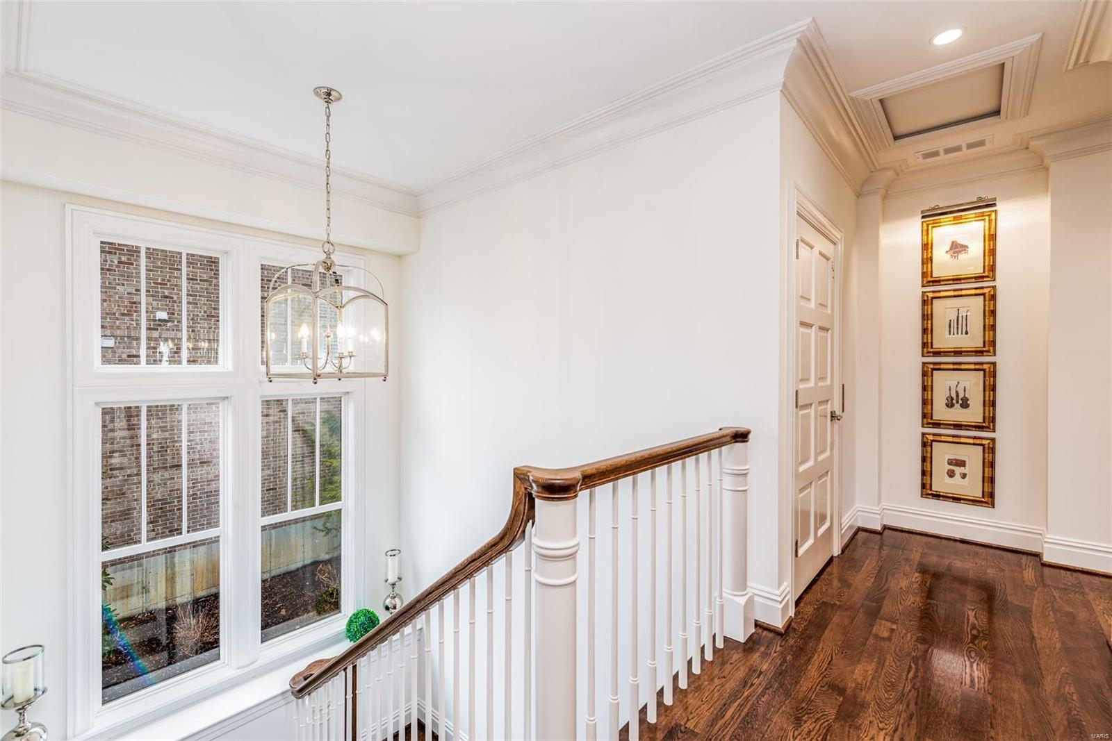 N Bemiston - Residential