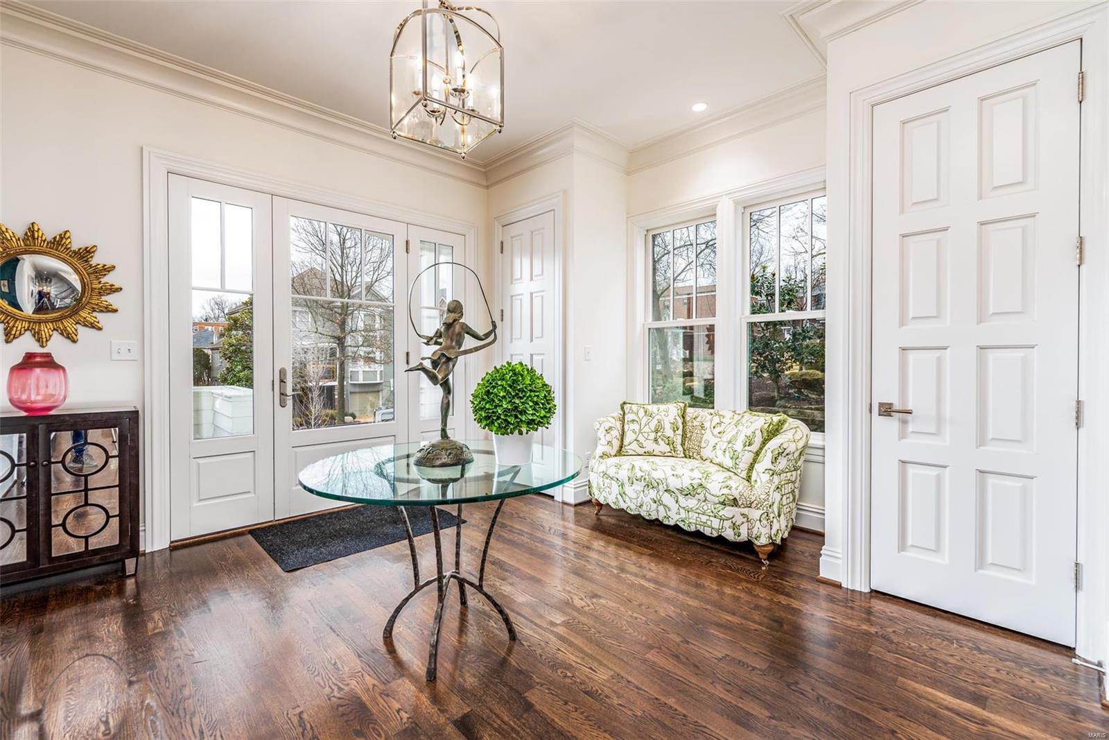 N Bemiston - Residential