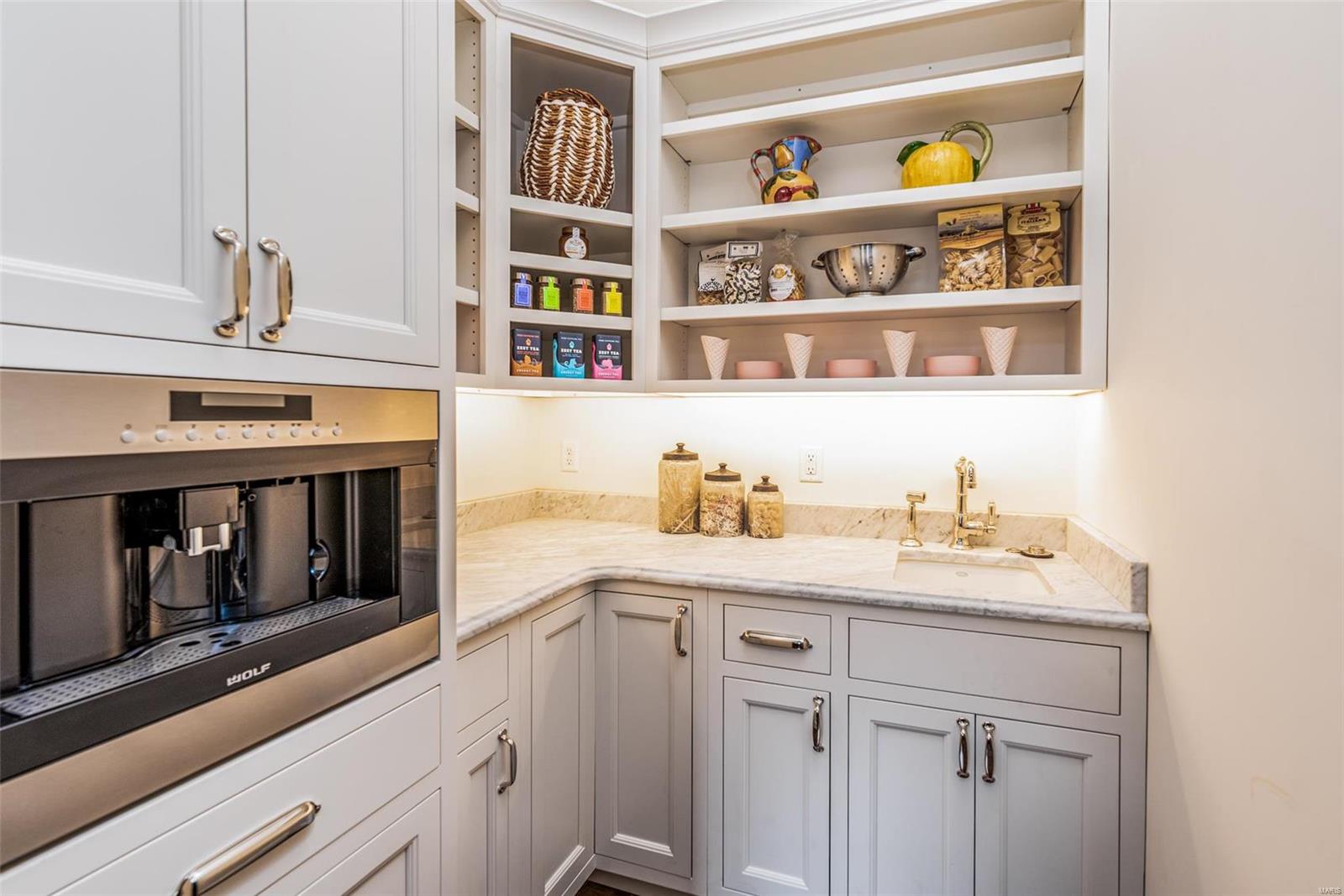 N Bemiston - Residential