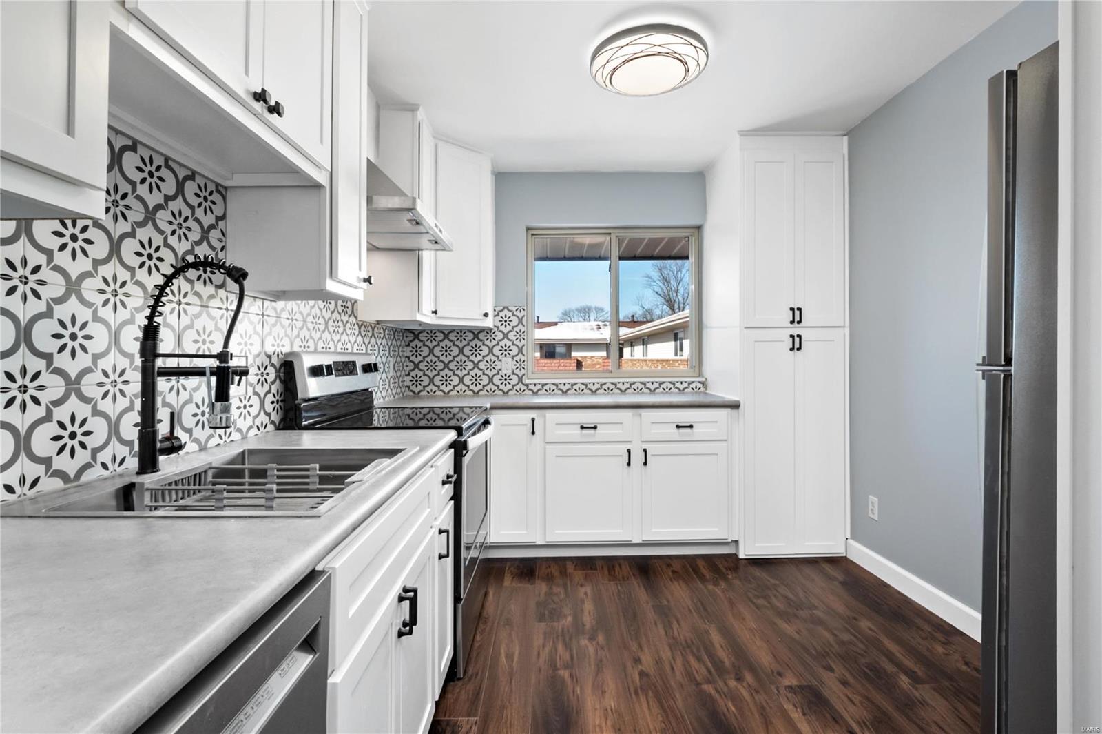 Carrollton Apts Unit 1 Condo - Residential