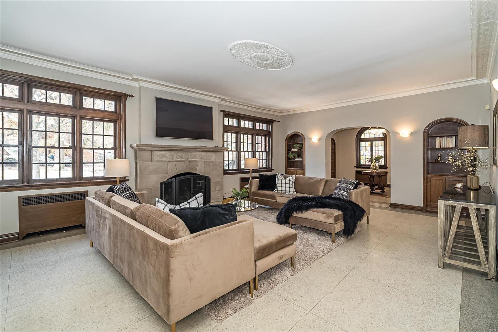 Lake Forest - Residential