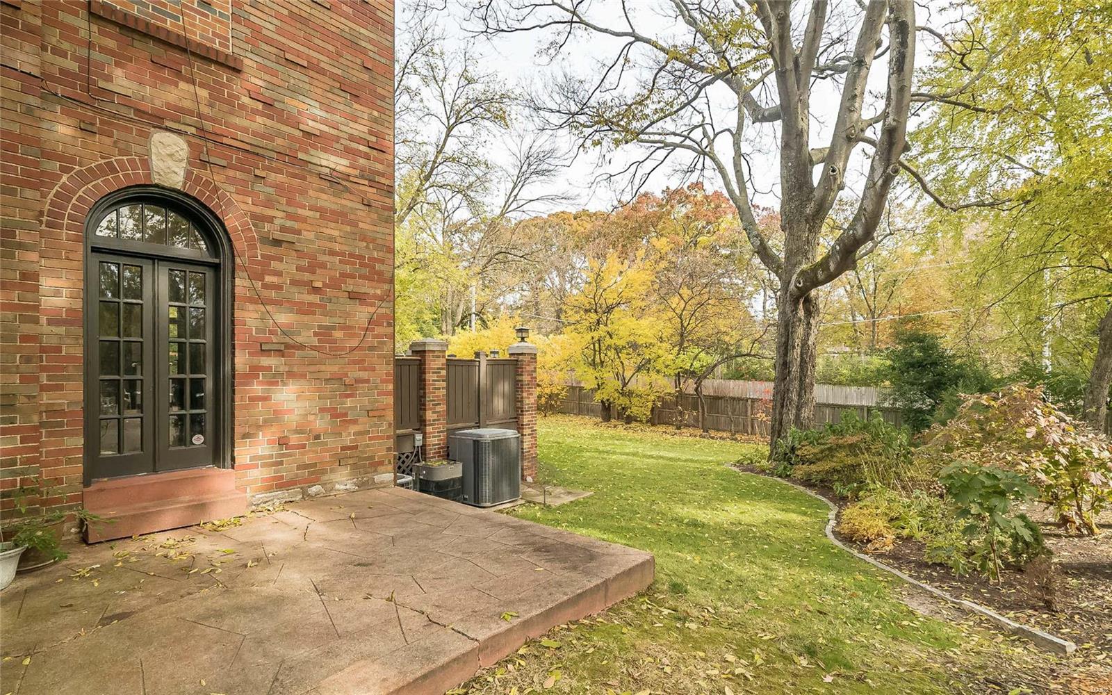 Lake Forest - Residential