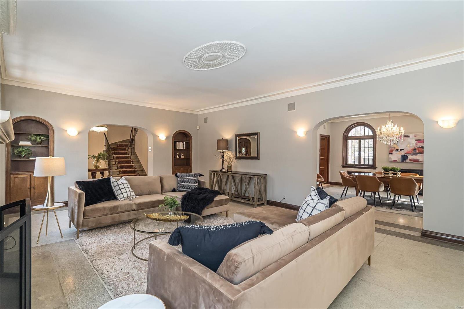 Lake Forest - Residential