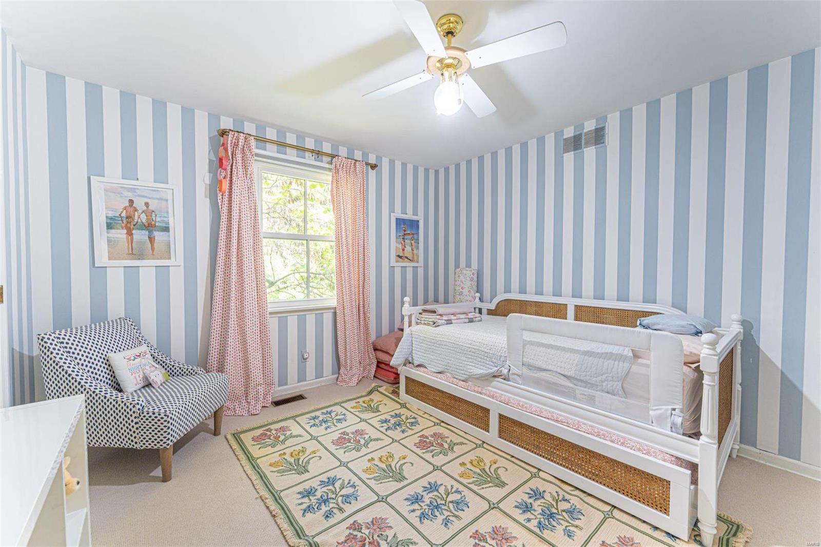 Ladue Woods - Residential