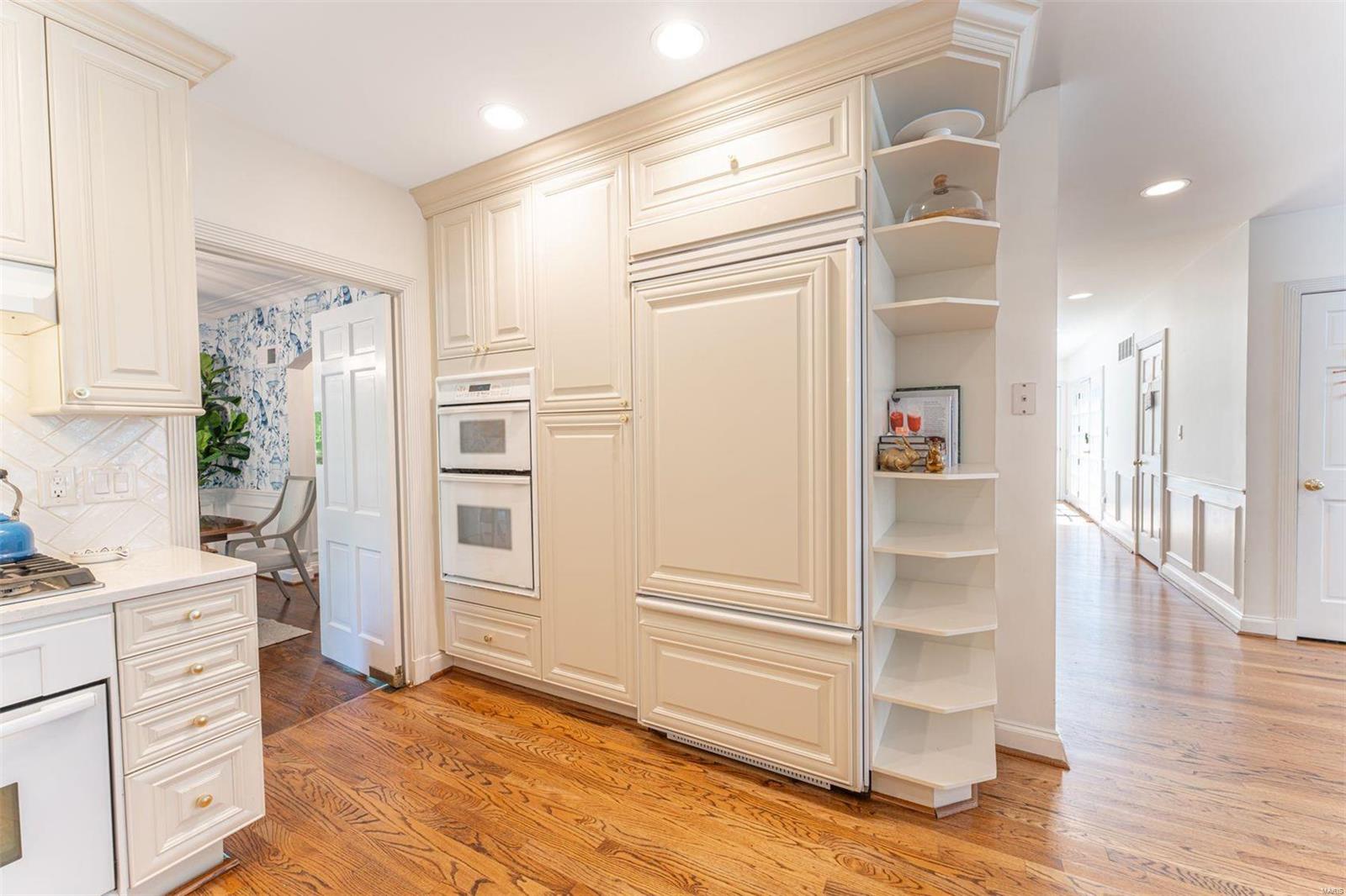 Ladue Woods - Residential