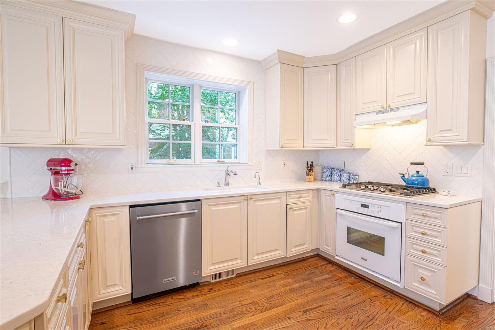 Ladue Woods - Residential