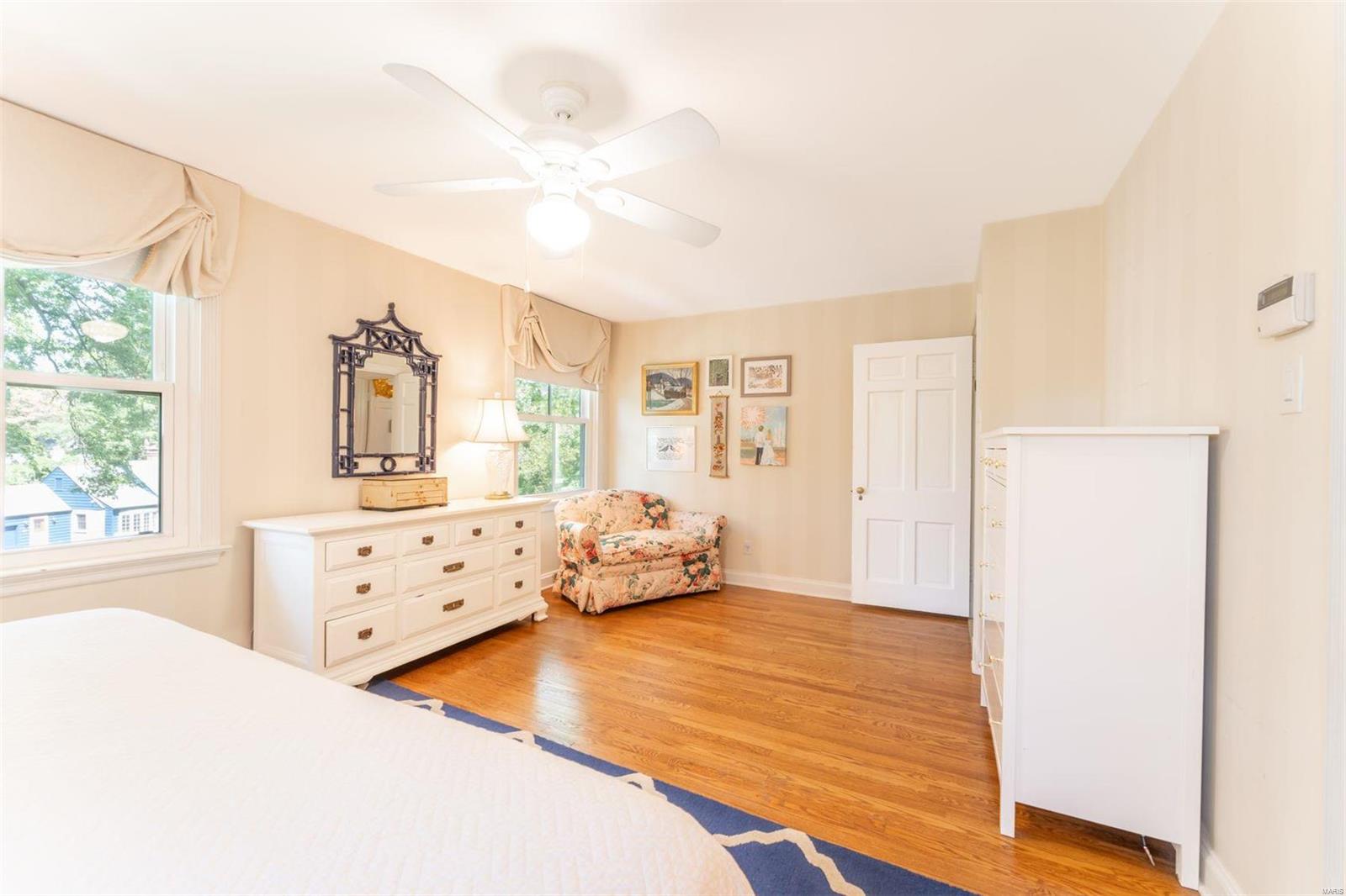 Ladue Woods - Residential