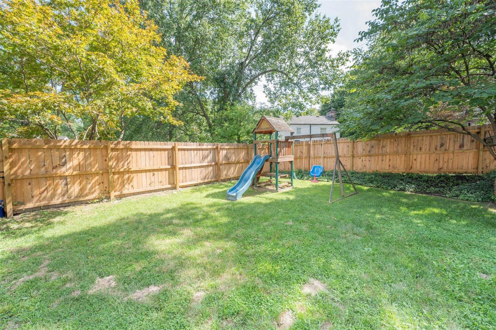 Ladue Woods - Residential