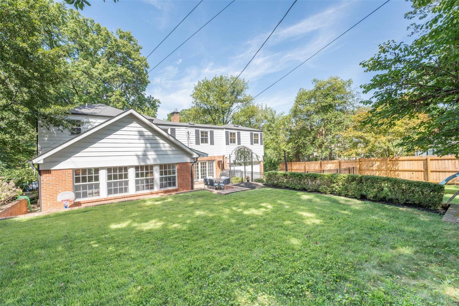 Ladue Woods - Residential