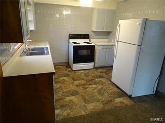 Potosi Lake - Residential