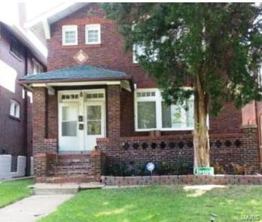 Back on the market!!! Buyer financing fell through, but that means another opportunity for you! BEAUTIFULLY UPDATED 2Bed/1Bath Duplex in the heart of St. Louis City! Be the new Owner turned Landlord & live abundantly in your new spacious home! Move-in ready and practically maintenance free, this is where you want to live! This duplex has over 2300 sq ft of living space & a full basement with multiple washer/dryer hookups!! Newer floors, hot water heaters, furnace, updated kitchen & baths, plus more! Original stained glass windows can be found in the large living/dining room area! Beautiful hardwood floors in each bedroom! Central air & ceiling fans are sure to keep you cool year round! Private upper deck on the second floor too! Sunroom gets ample natural light! HUGE fenced in backyard & patio add to the home’s charm! Security alarm installed, cable ready, close to public transportation, shopping, and entertainment! Don’t wait! Schedule your showing today!!!