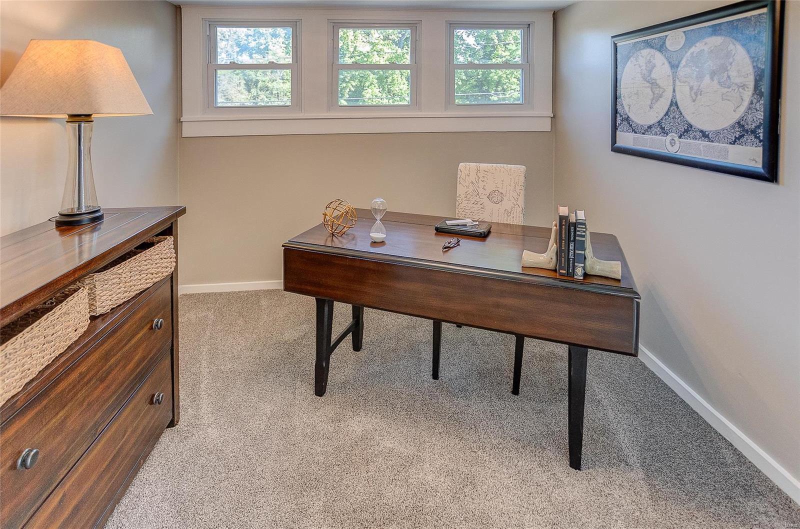 Edwardsville, Illinois 62025, United States, 3 Bedrooms Bedrooms, ,2 BathroomsBathrooms,Residential,Pending,41159