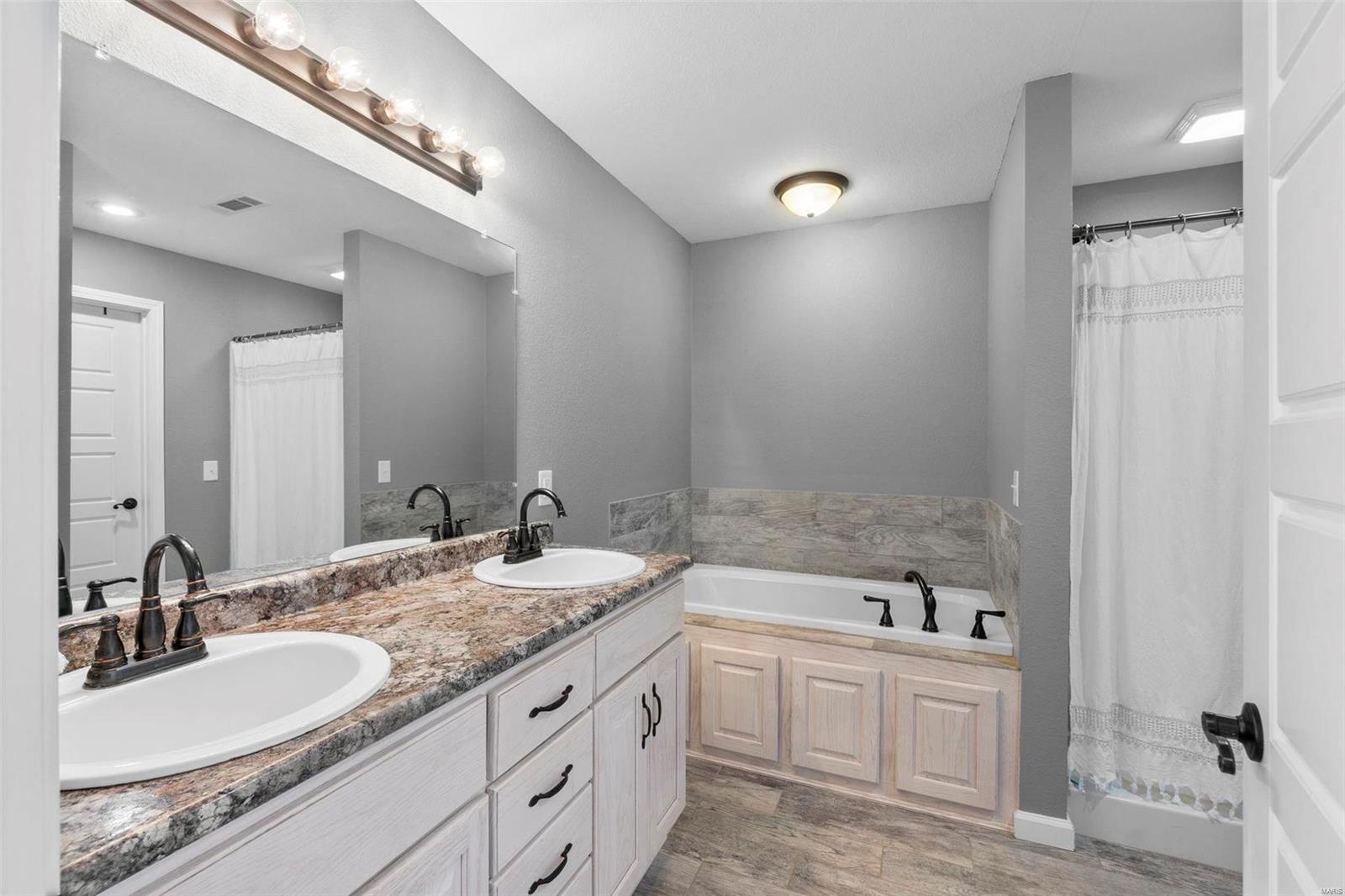 South Ridge Estates 21st Add - Residential
