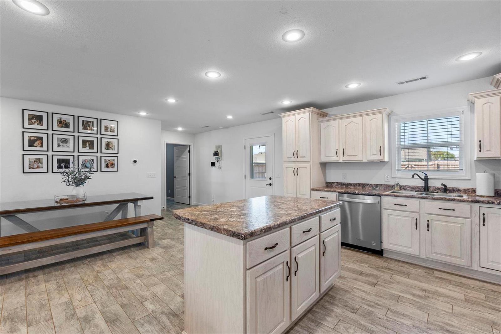 South Ridge Estates 21st Add - Residential