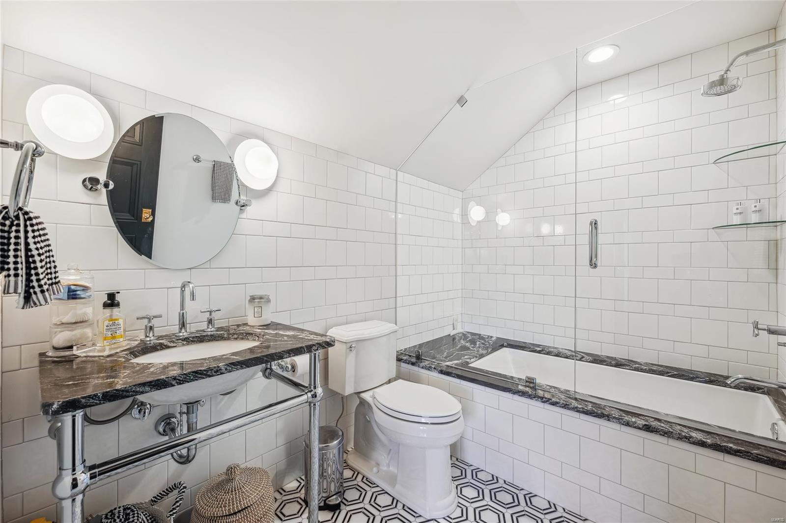 Mosley Grove Lt 2 & Mosley Acres 2 - Residential