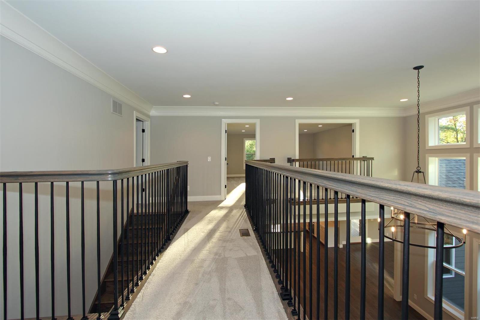 Lone Pine Woods - Residential