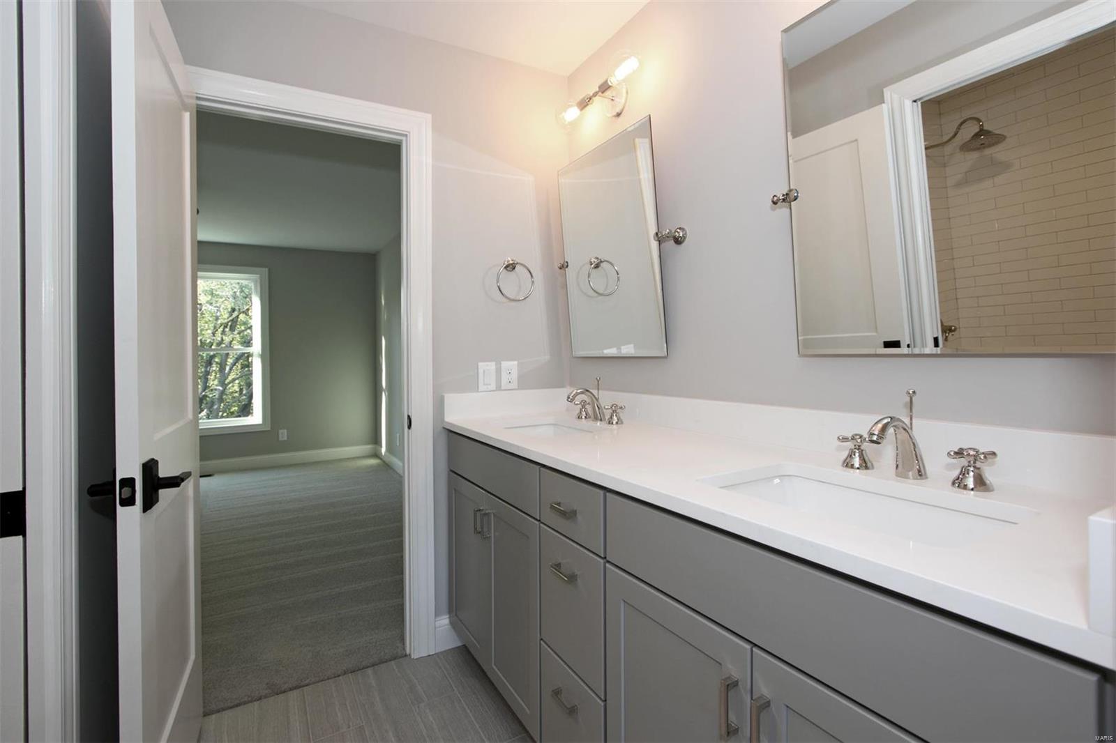 Lone Pine Woods - Residential