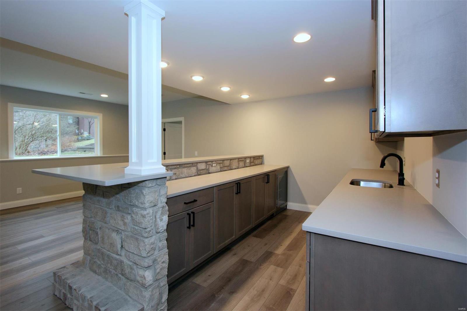 Lone Pine Woods - Residential