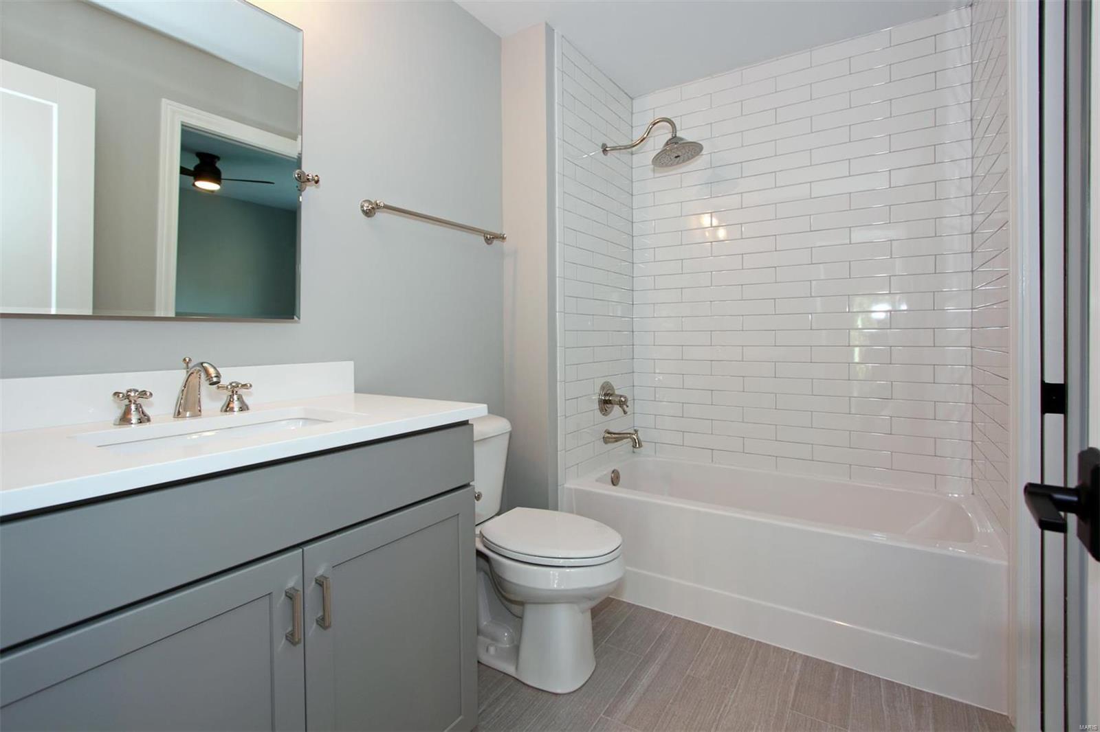 Lone Pine Woods - Residential