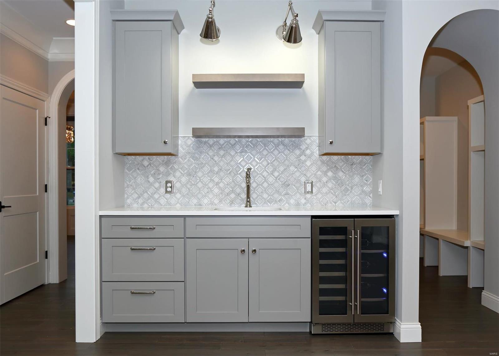 Lone Pine Woods - Residential