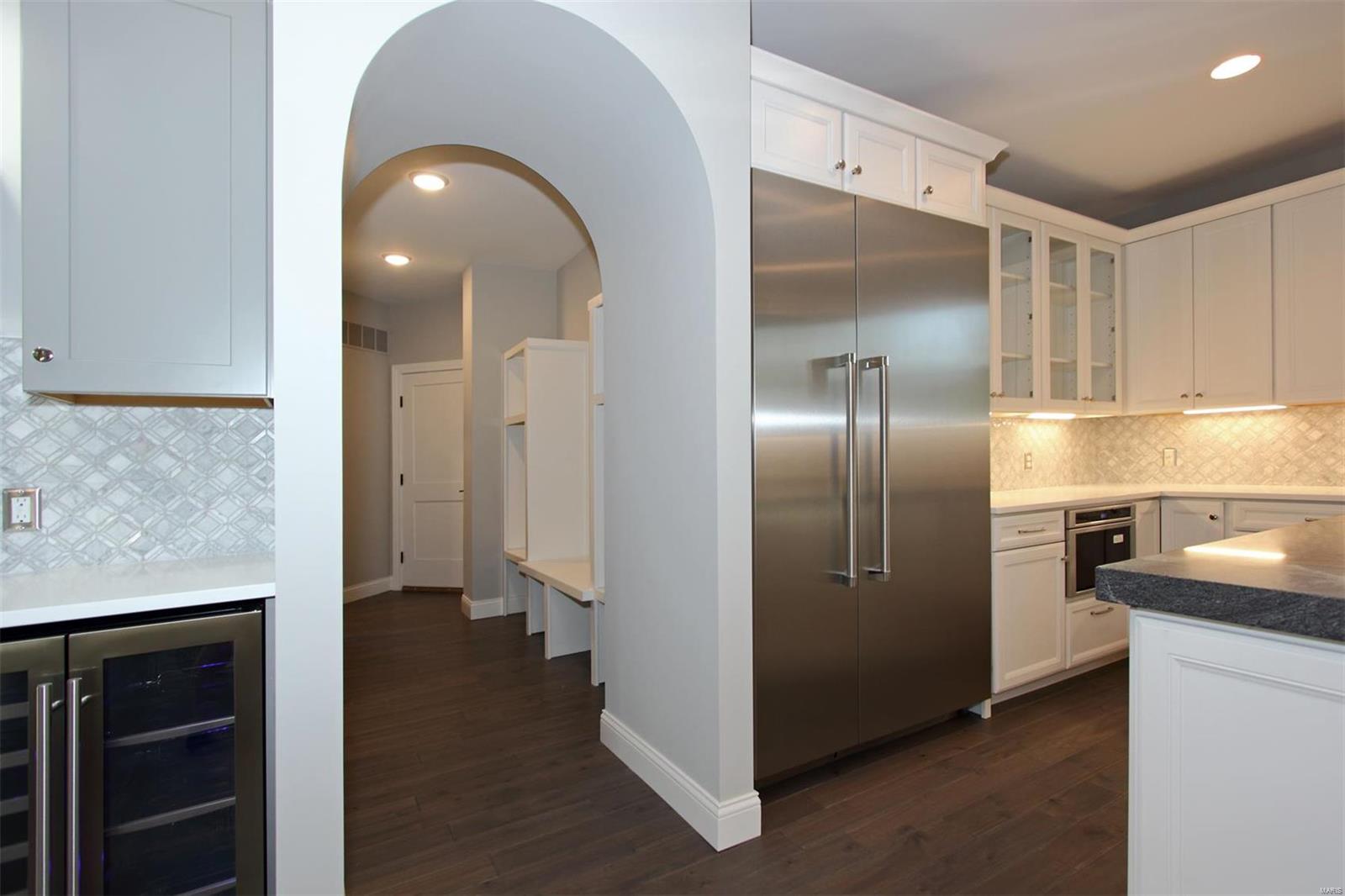 Lone Pine Woods - Residential