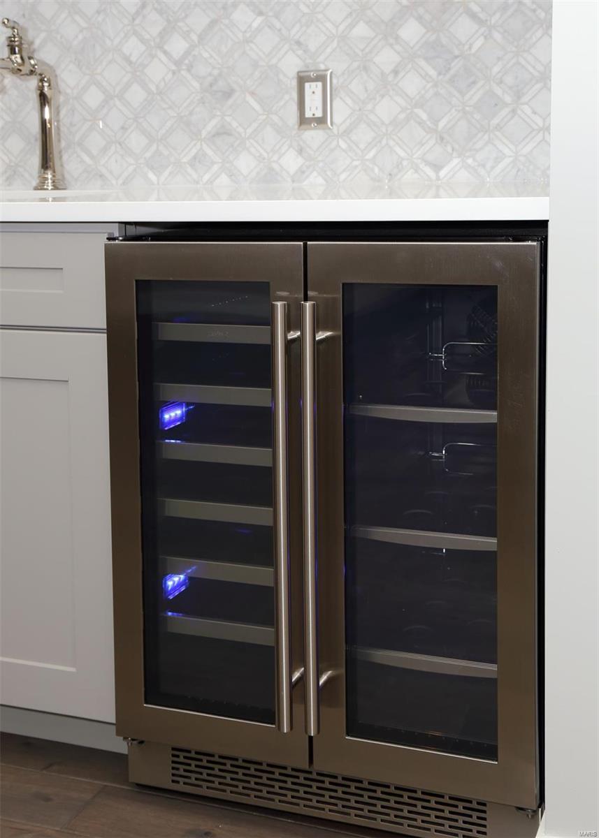 Lone Pine Woods - Residential