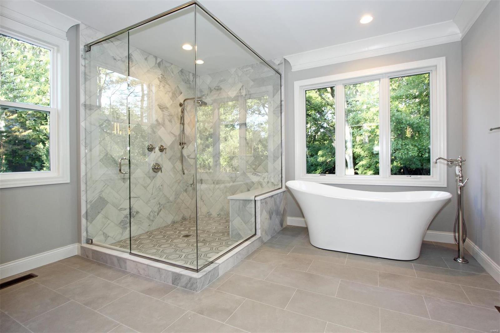 Lone Pine Woods - Residential