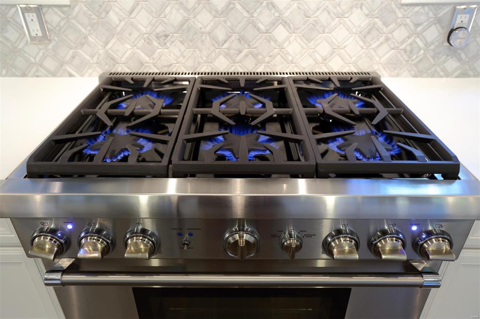 Lone Pine Woods - Residential