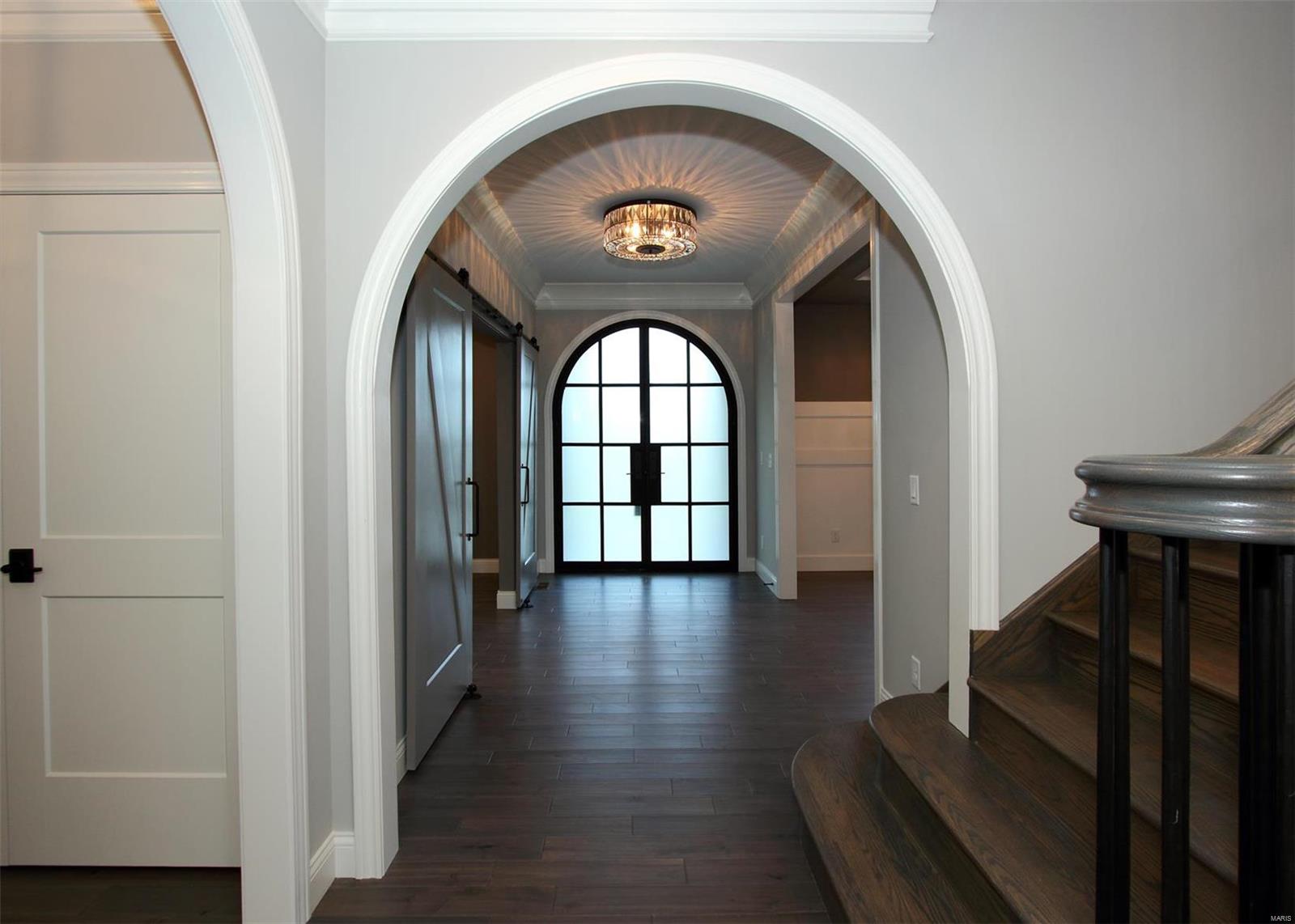 Lone Pine Woods - Residential