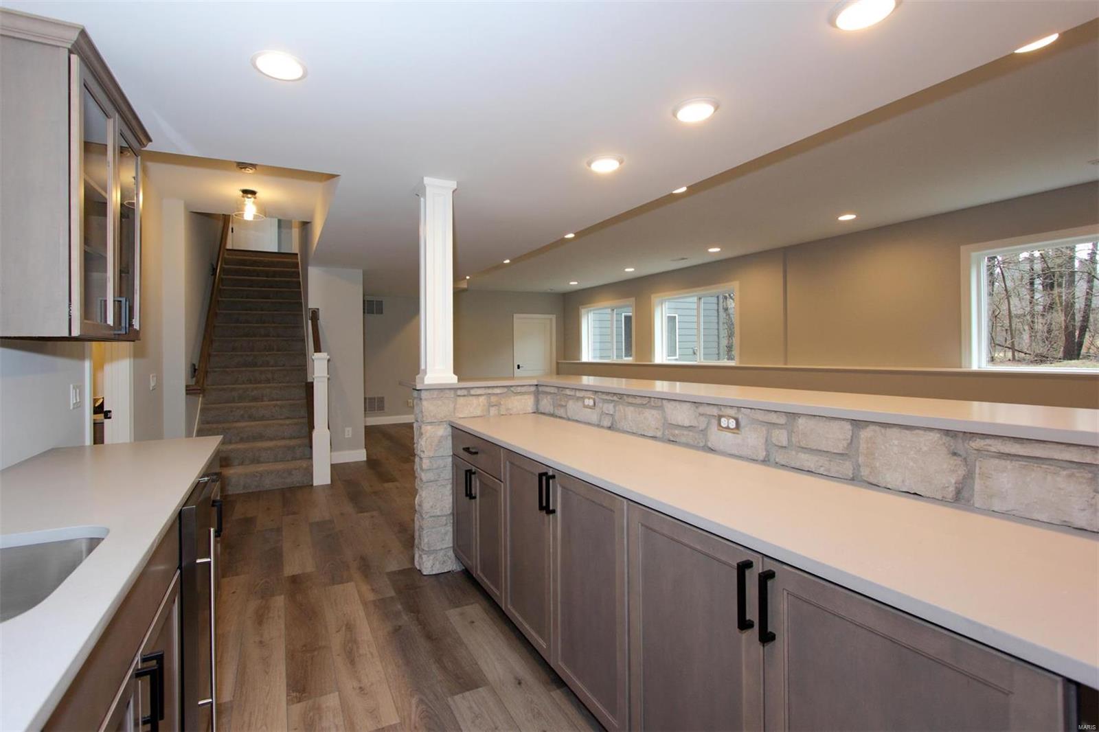 Lone Pine Woods - Residential