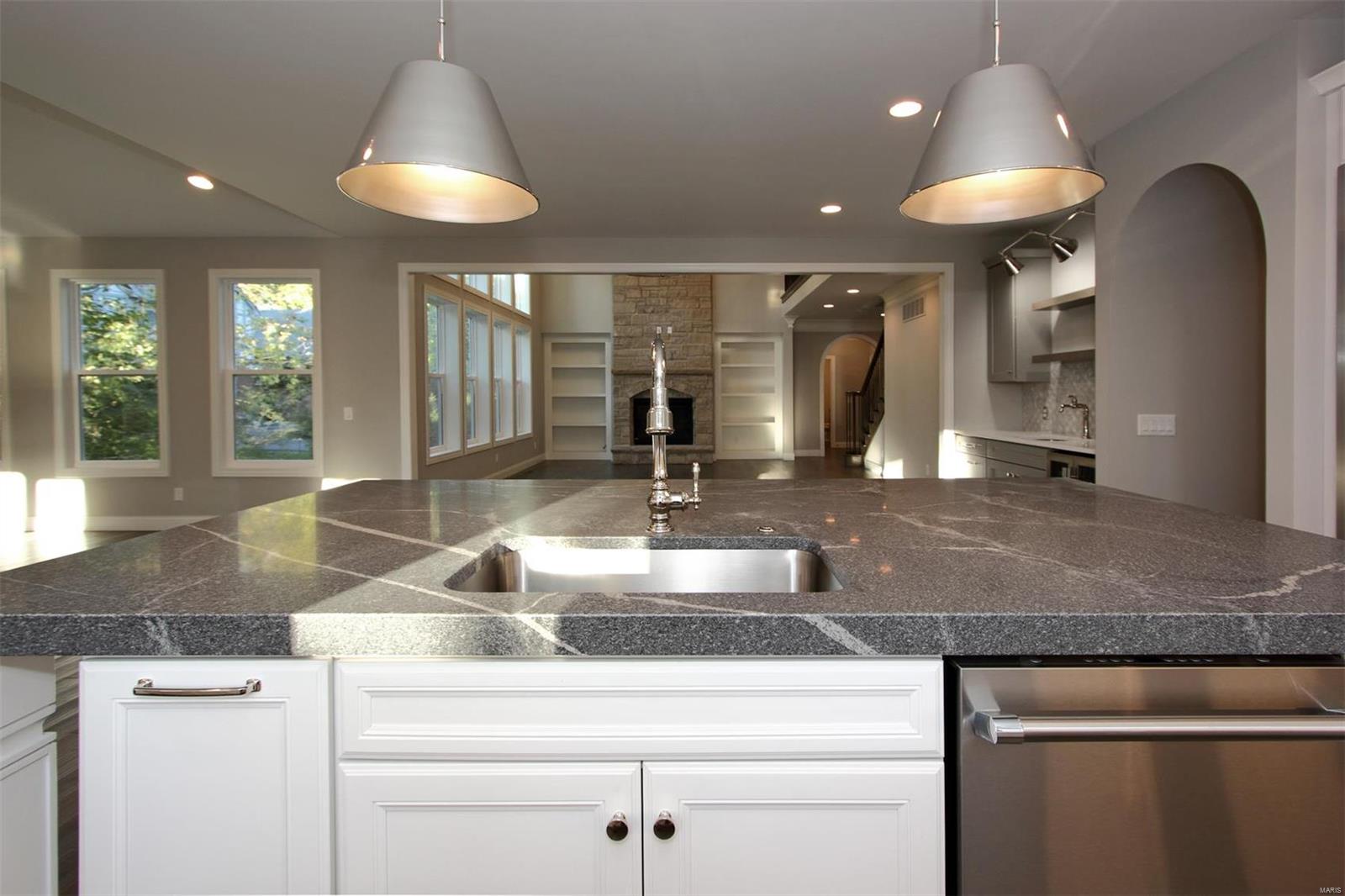 Lone Pine Woods - Residential