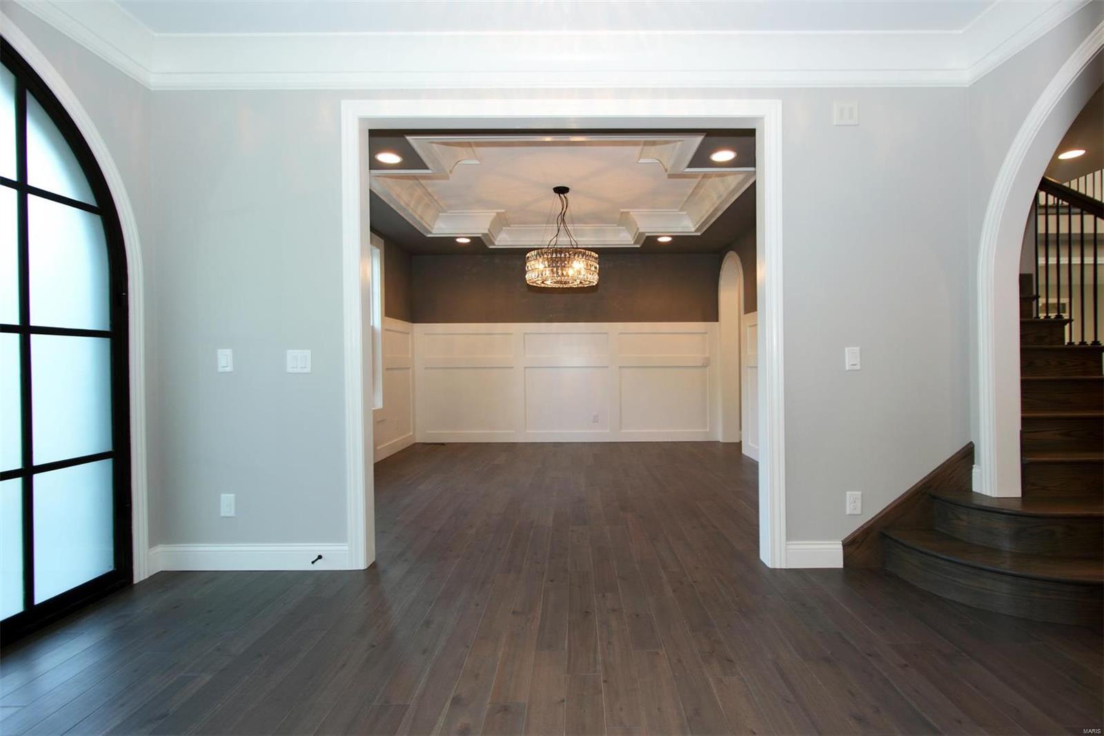 Lone Pine Woods - Residential