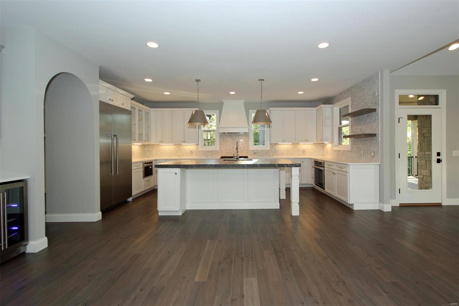 Lone Pine Woods - Residential