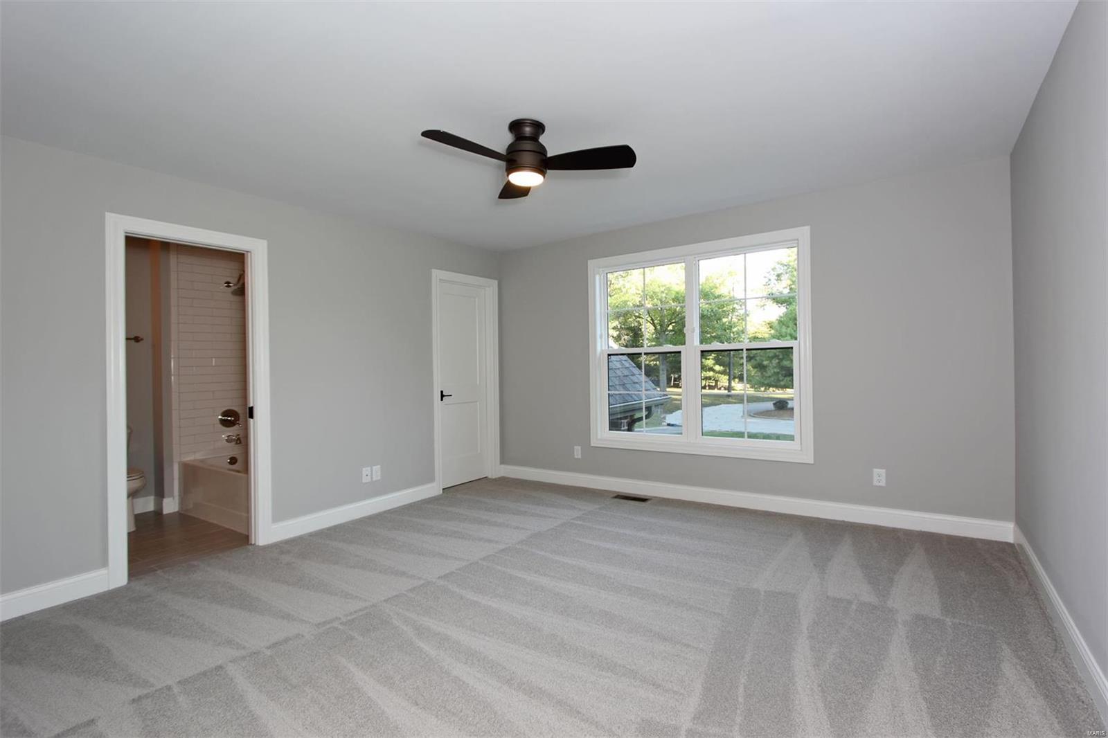 Lone Pine Woods - Residential