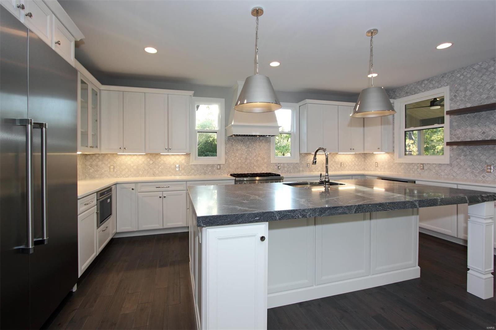 Lone Pine Woods - Residential