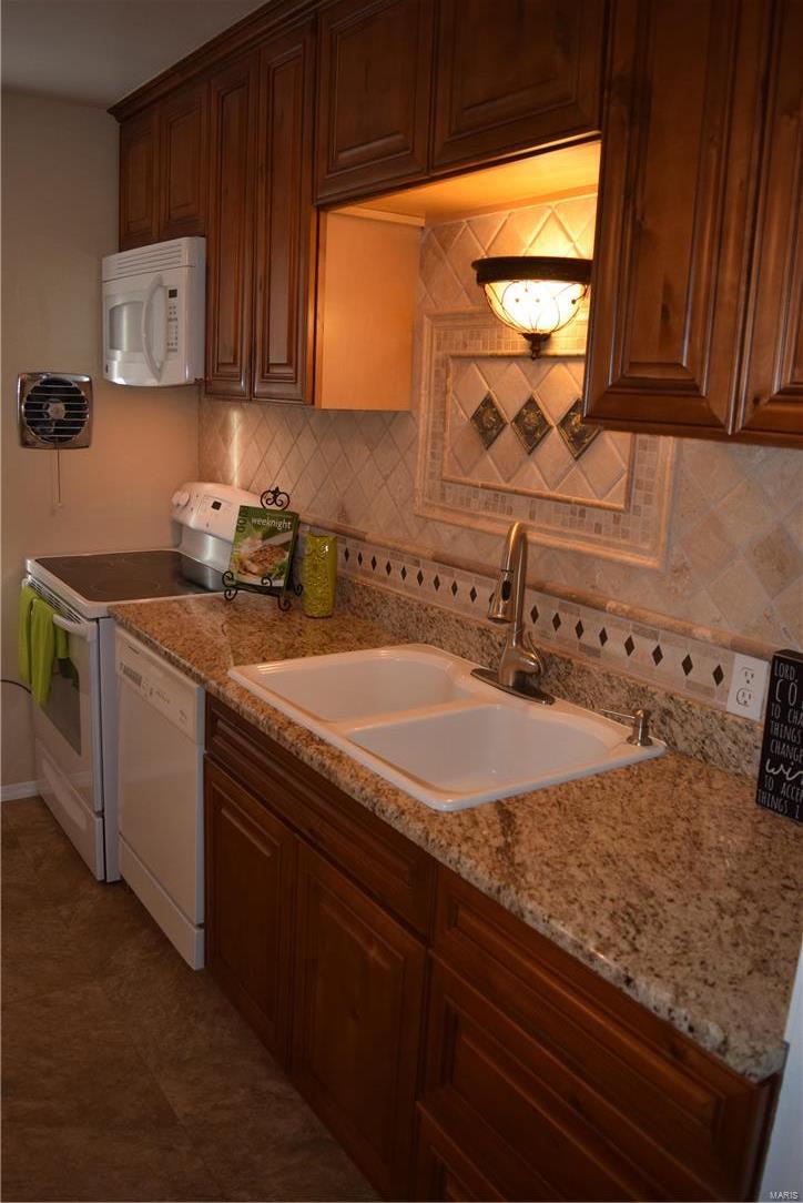 Carondelet Gardens Add 03 - Residential