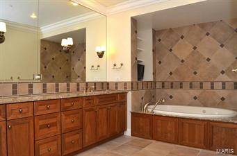 Crescent Condo - Residential