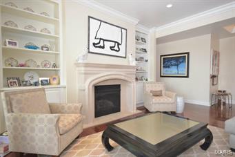 Crescent Condo - Residential