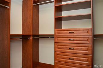 Crescent Condo - Residential