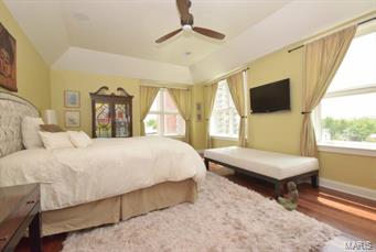 Crescent Condo - Residential