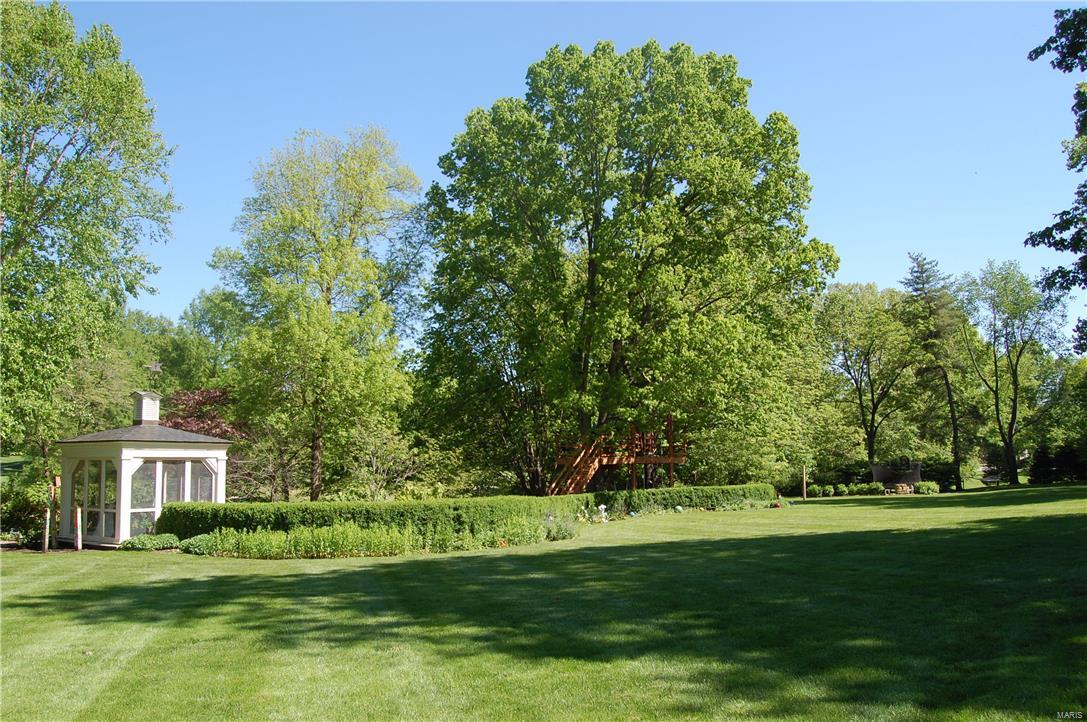 Bellerive Country Club Grounds - Residential