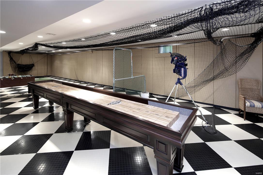 Bellerive Country Club Grounds - Residential