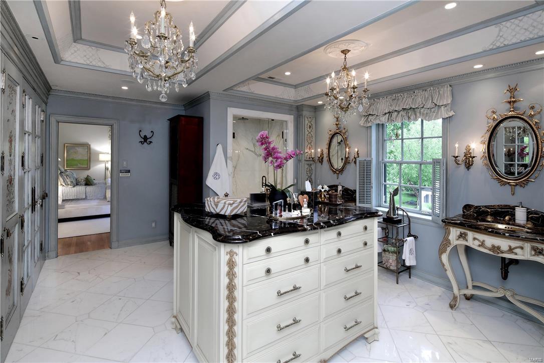 Bellerive Country Club Grounds - Residential