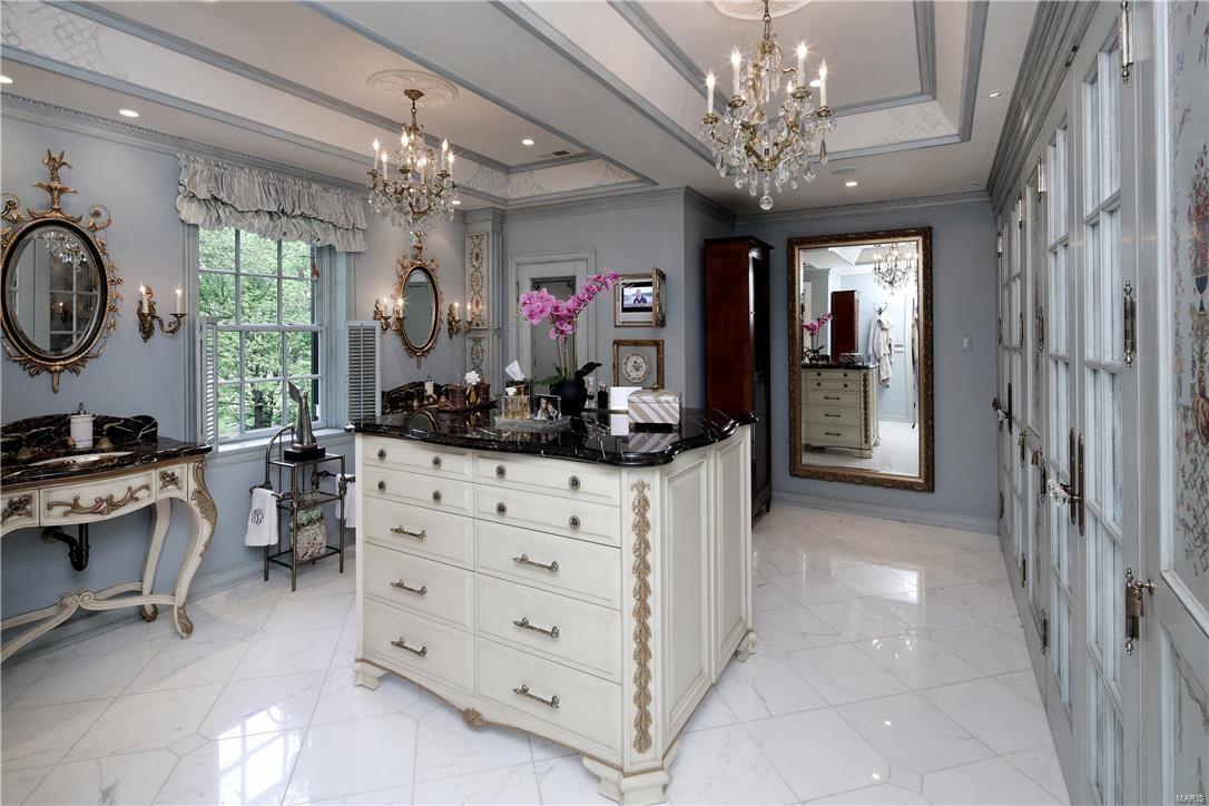 Bellerive Country Club Grounds - Residential