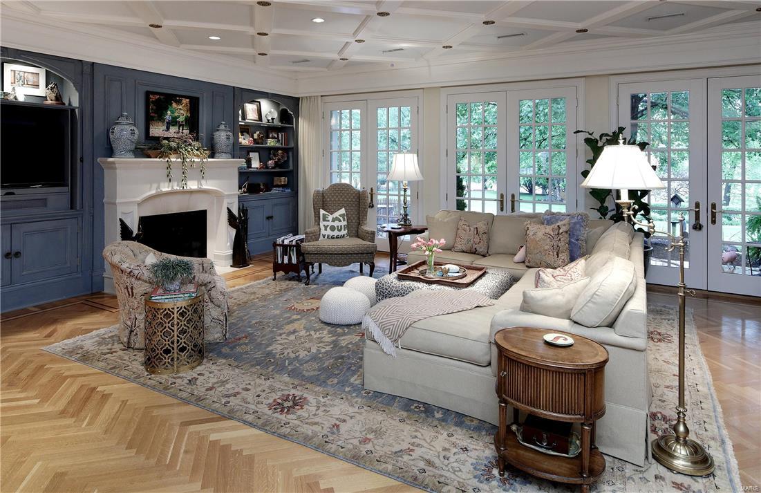 Bellerive Country Club Grounds - Residential