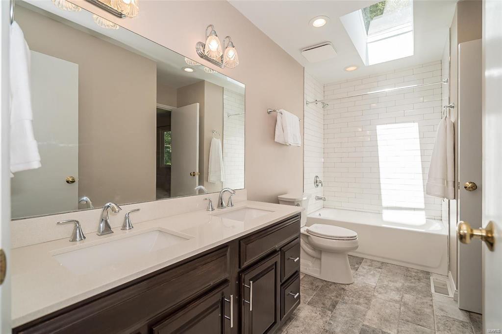 Sorrento 3 - Residential Lease