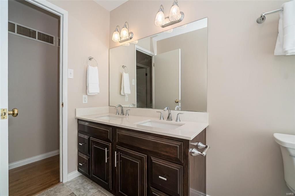 Sorrento 3 - Residential Lease