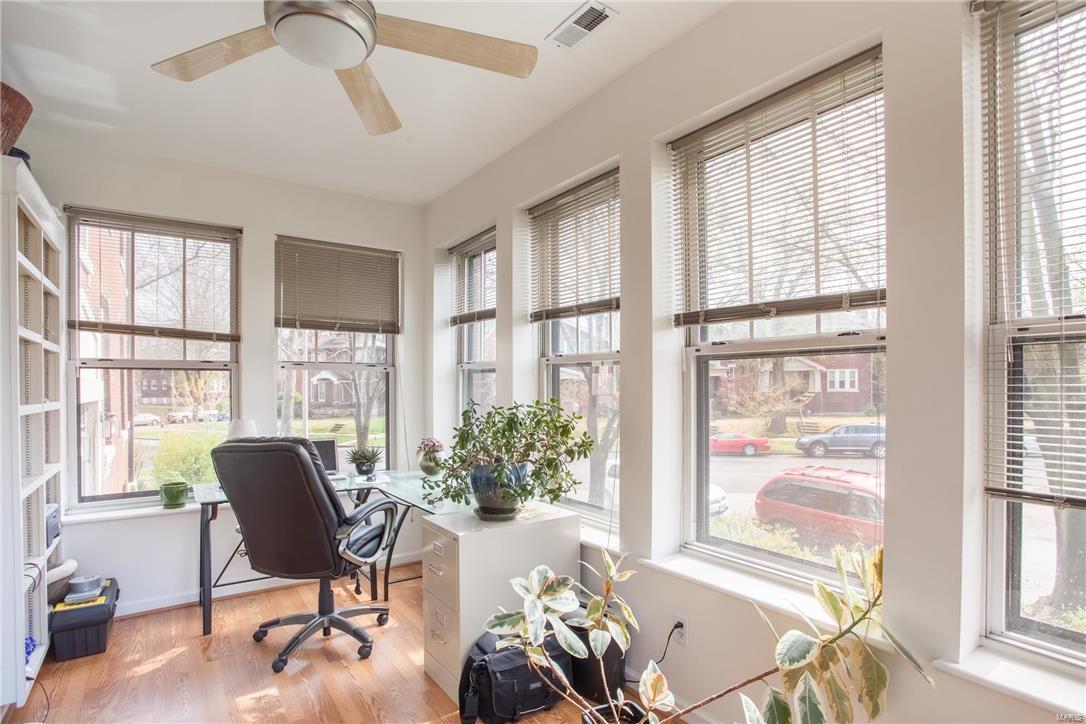 Debaliviere Place West Ph I - Residential